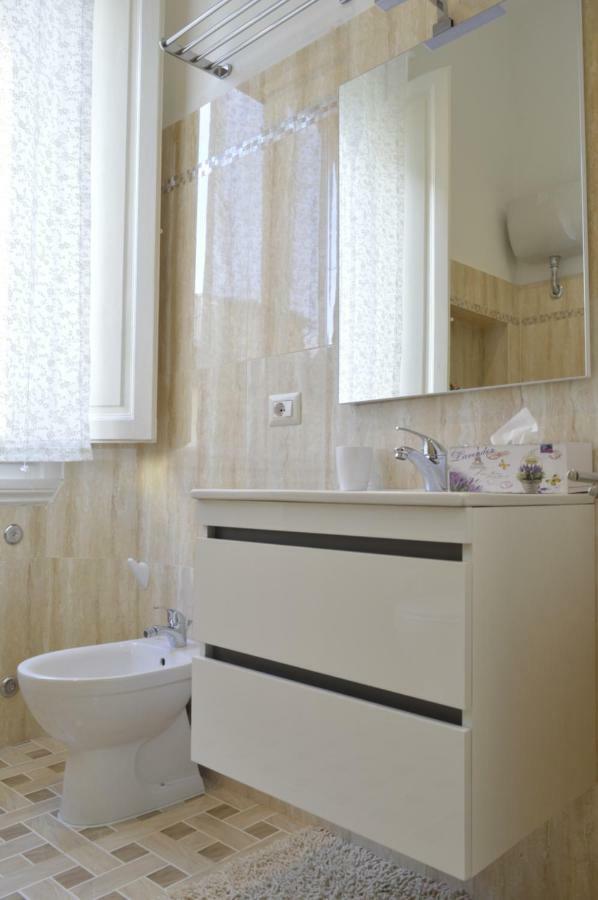 Ferienwohnung Relais Le Cento Botteghe Florenz Exterior foto